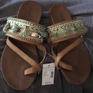 Maurices Sandals- Tan Gold Tassel and Turquoise 5M